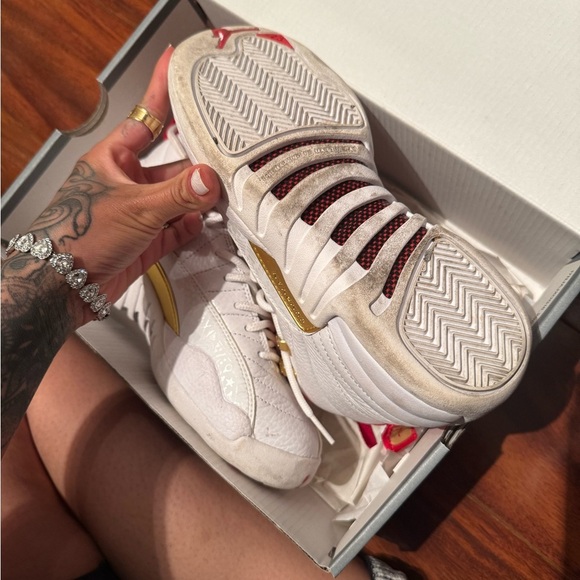 Jordan Women's Sneakers in White and Gold with Red Accents - Picture 4 of 5